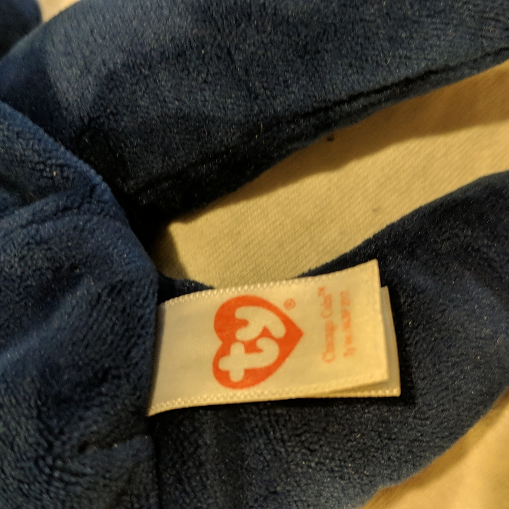 Chicago Cubs Beanie - Picture 4 of 4